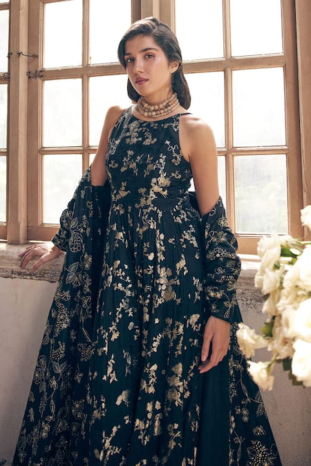 Shop Paulmi And Harsh Black Jacquard Embroidery Boat Neck Floral Jaal Woven Jumpsuit Shop_Paulmi And Harsh_Black Jacquard Embroidery Boat Neck Floral Jaal Woven Jumpsuit