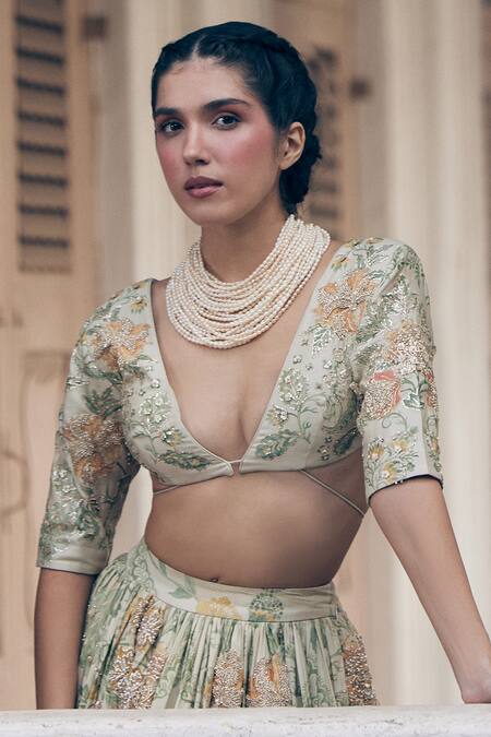 Paulmi And Harsh Ivory Chanderi , Embroidery Plunge Floral Bridal Lehenga And Blouse Set Online at Aza Fashions Paulmi And Harsh_Ivory Chanderi , Embroidery Plunge Floral Bridal Lehenga And Blouse Set _Online_at_Aza_Fashions