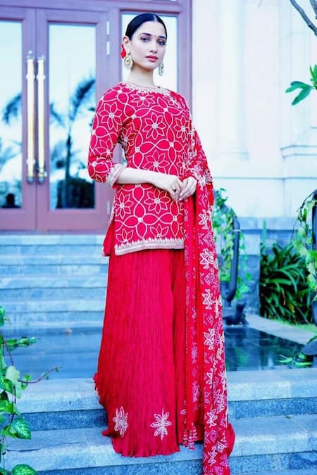 Sangeeta Boochra Gold Plated Stones Carved Chandbalis Online at Aza Fashions Sangeeta Boochra_Gold Plated Stones Carved Chandbalis _Online_at_Aza_Fashions