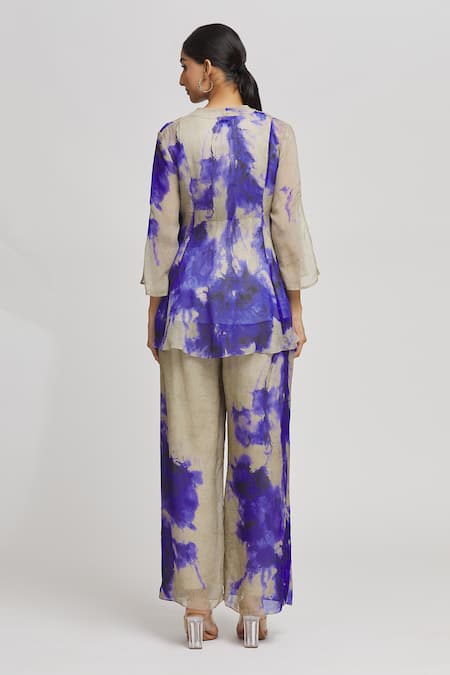 Shop Whimsical By Shica Grey Organza Crystals V-neck Brush Stroke Pattern Top With Pant at Aza Fashions Shop_Whimsical By Shica_Grey Organza Crystals V-neck Brush Stroke Pattern Top With Pant _at_Aza_Fashions