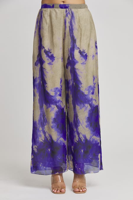 Whimsical By Shica Grey Organza Crystals V-neck Brush Stroke Pattern Top With Pant Online at Aza Fashions Whimsical By Shica_Grey Organza Crystals V-neck Brush Stroke Pattern Top With Pant _Online_at_Aza_Fashions