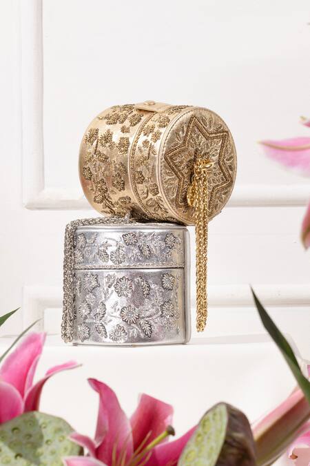 Taj Mahal Embriodery Designer Clutch, Purse, Wedding Purse by Heer - Etsy  Israel