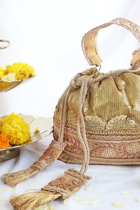Soho Boho Studio By Aarti Thakur_Gold Embroidered Gota Lace Embellished Potli _Online_at_Aza_Fashions