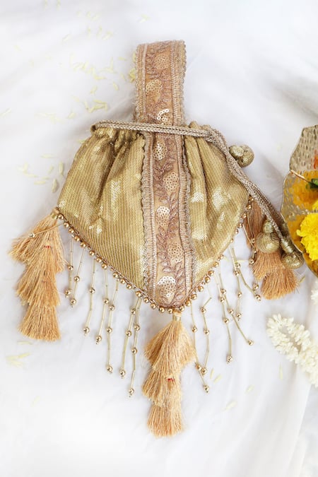 Soho Boho Studio By Aarti Thakur Gota Embellished Triangular Potli 