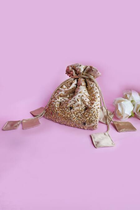 Soho Boho Studio By Aarti Thakur Gold Cut Work, Embroidery Cutdana Embellished Potli Online at Aza Fashions Soho Boho Studio By Aarti Thakur_Gold Cut Work, Embroidery Cutdana Embellished Potli _Online_at_Aza_Fashions