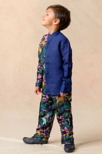 Buy Thetaa Blue Linen, Silk Wilderness Print Panel Shirt Online at Aza Fashions Buy_Thetaa_Blue Linen, Silk Wilderness Print Panel Shirt _Online_at_Aza_Fashions