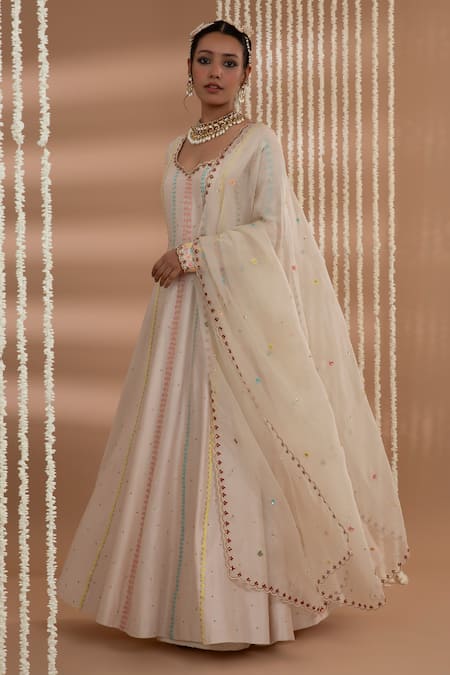 Buy_Show Shaa_Ivory Organza, Chanderi Embroidery, Sequins Vasanti Anarkali With Dupatta _Online_at_Aza_Fashions