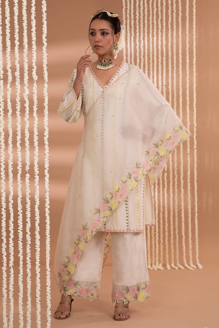 Show Shaa Ivory Kurta Chanderi Embroidery Floral V Neck Madhur Pant Set 