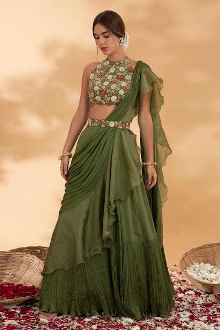 Olive Green Color Kanjiveram Soft Silk Saree With Contrast Blouse