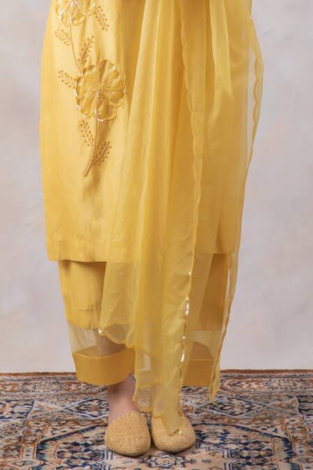 BAIDEHI Yellow Chanderi Silk, Organza Sequins, Cut Work, Beads Embroidered Kurta Set Online at Aza Fashions BAIDEHI_Yellow Chanderi Silk, Organza Sequins, Cut Work, Beads Embroidered Kurta Set _Online_at_Aza_Fashions