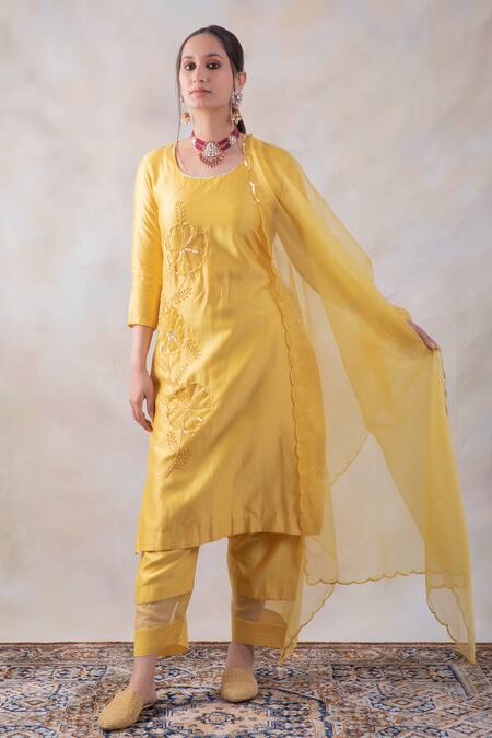 Buy BAIDEHI Yellow Chanderi Silk, Organza Sequins, Cut Work, Beads Embroidered Kurta Set Online at Aza Fashions Buy_BAIDEHI_Yellow Chanderi Silk, Organza Sequins, Cut Work, Beads Embroidered Kurta Set _Online_at_Aza_Fashions
