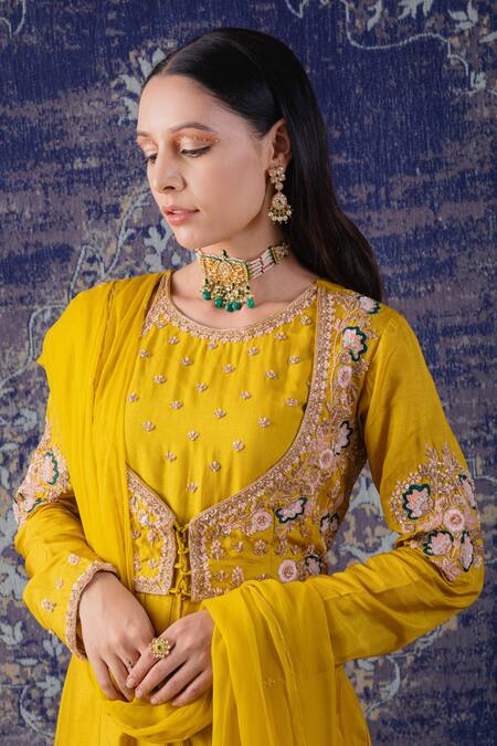 Buy_BAIDEHI_Yellow Chiffon, Bamboo Embroidery, Sequins Mughal Bloom Anarkali With Dupatta _Online_at_Aza_Fashions
