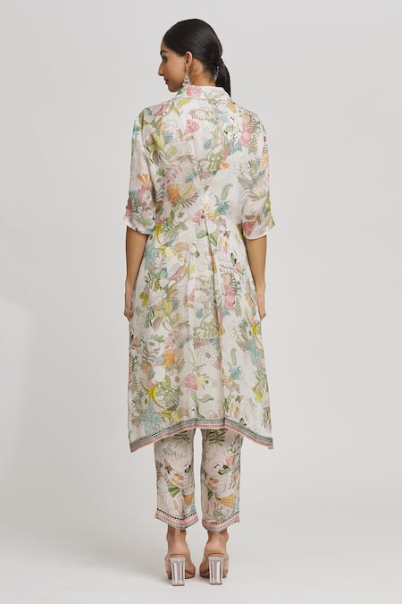 Shop Whimsical By Shica White Organza, Satin Collared Floral Print Tunic at Aza Fashions Shop_Whimsical By Shica_White Organza, Satin Collared Floral Print Tunic _at_Aza_Fashions