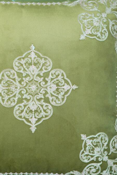 Buy_Khaabka_Green Velvet Floral Shaakh Embroidered Cushion Covers - 2 Pcs_Online_at_Aza_Fashions