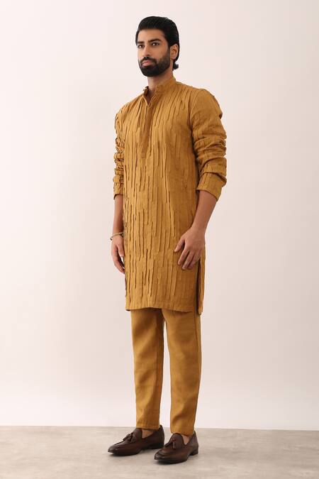 Son Of A Noble Snob_Yellow 100% Linen Plain Viraj Straight Solid Kurta And Pant Set _Online_at_Aza_Fashions