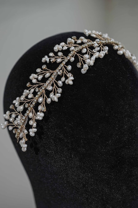 Shop Floristaa By Mahek Gold Beads, Pearls Artemis Stone Embellished Hairband at Aza Fashions Shop_Floristaa By Mahek_Gold Beads, Pearls Artemis Stone Embellished Hairband _at_Aza_Fashions