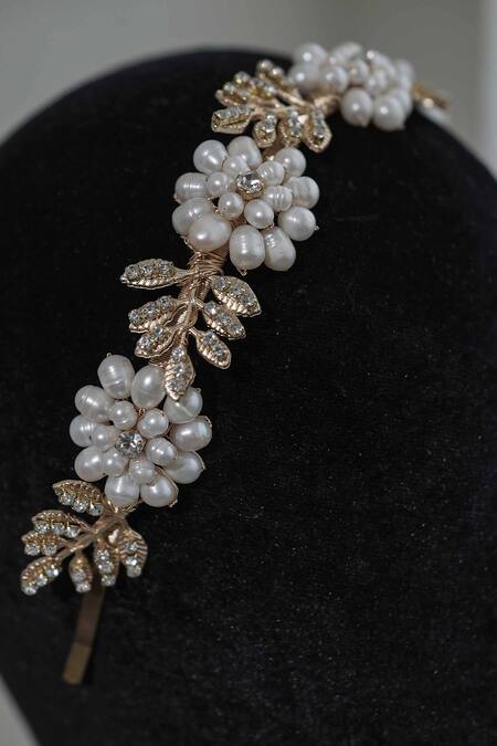 Buy Floristaa By Mahek Gold Pearls, Rhinestones Belle Floral Embellished Hairband Online at Aza Fashions Buy_Floristaa By Mahek_Gold Pearls, Rhinestones Belle Floral Embellished Hairband _Online_at_Aza_Fashions