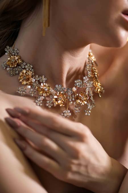 Shop Lustrous Diamond & Gemstones 22K Gold Necklace for Women | Gehna