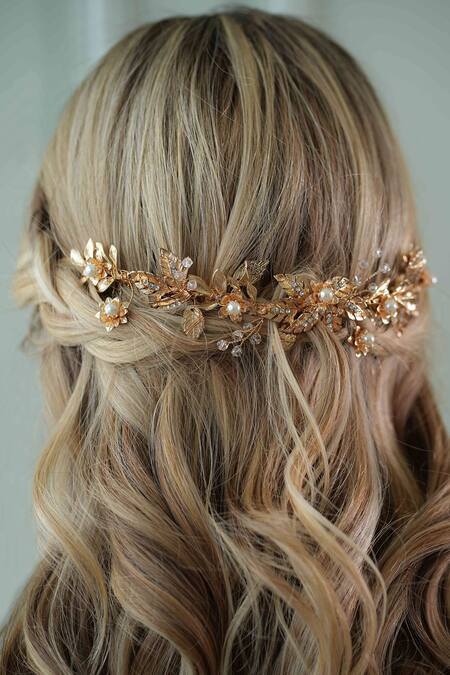 Floristaa By Mahek Gold Beads, Stones Radiance Floral Vine Pattern Hair Comb Online at Aza Fashions Floristaa By Mahek_Gold Beads, Stones Radiance Floral Vine Pattern Hair Comb _Online_at_Aza_Fashions