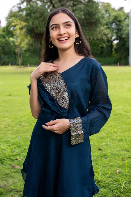 Label Lila_Blue Polyester Sequins Embellished Ruffled Neck Kurta With Flared Pant _at_Aza_Fashions