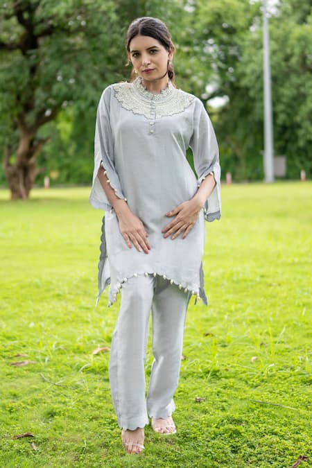 Buy_Label Lila_Grey Silk Pearls Mandarin Dahlia Cut Work Embellished Neckline Kurta With Pant _Online_at_Aza_Fashions