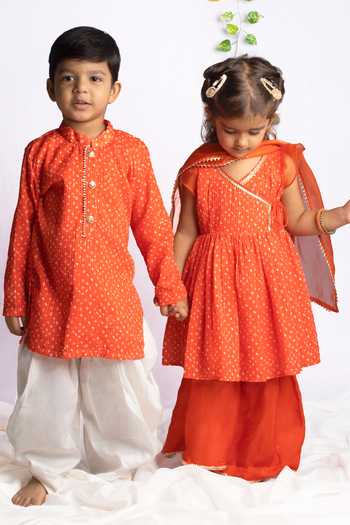 Buy Rage Attire-Sweta Saria Orange Cotton, Silk Bandhani Print Kurta With Patiala Pant Online at Aza Fashions Buy_Rage Attire-Sweta Saria_Orange Cotton, Silk Bandhani Print Kurta With Patiala Pant _Online_at_Aza_Fashions