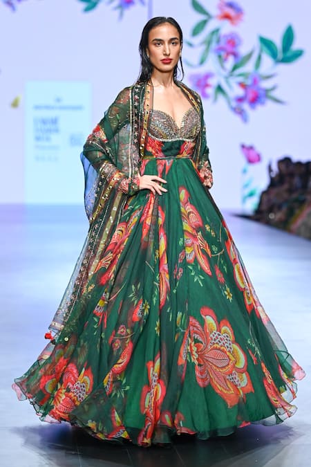 Mahima Mahajan_Green Organza Embroidery, Sequins Kavya Floral Pattern Anarkali With Dupatta _at_Aza_Fashions