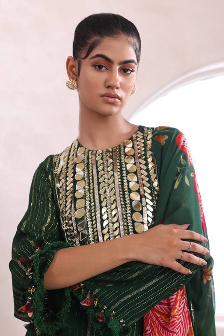 Mahima Mahajan Green Lurex, Georgette Sequins, Freya Mirrorwork Bodice Kurta Salwar Set at Aza Fashions Mahima Mahajan_Green Lurex, Georgette Sequins, Freya Mirrorwork Bodice Kurta Salwar Set _at_Aza_Fashions