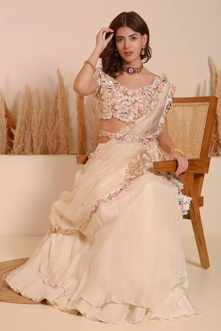 Surabhi Arya_White Crepe, Organza Sequins, Petunia Bloom Embellished Blouse Lehenga Set _at_Aza_Fashions