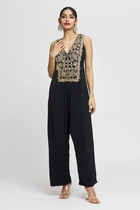 Gopi Vaid Black Velvet Sequins Plunge Neck Seher Embroidered Bodice Jumpsuit Online at Aza Fashions Gopi Vaid_Black Velvet Sequins Plunge Neck Seher Embroidered Bodice Jumpsuit _Online_at_Aza_Fashions