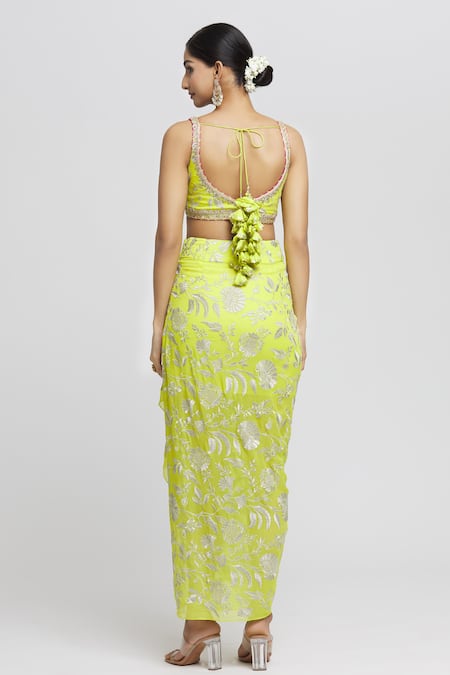 Buy_Gopi Vaid_Green Tussar, Georgette Embroidery Floral Pattern Draped Skirt Set With Cape 