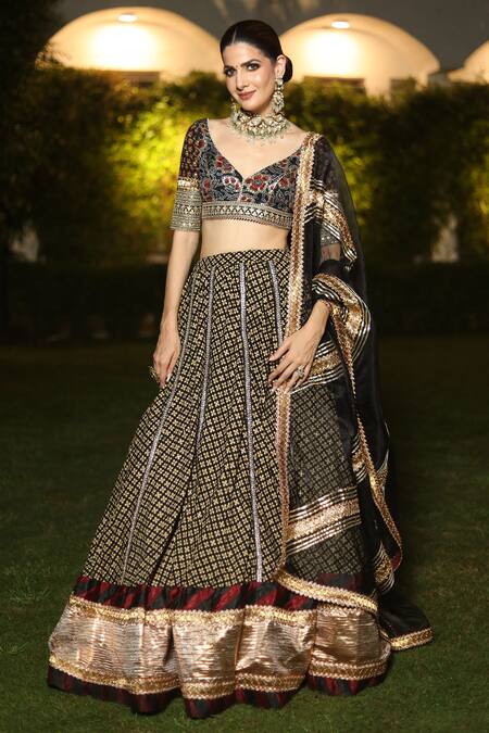 Shop_Nitya Bajaj_Black Cotton Hand Block Printed Ajrakh Leaf Neck Lehenga Blouse Set _at_Aza_Fashions