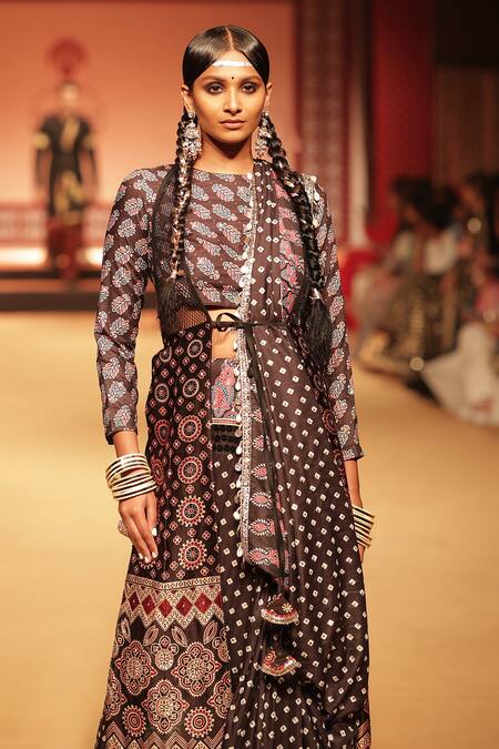Buy_Nitya Bajaj_Black Saree And Blouse Viscose Crepe Hand Block Printed Ajrakh With  _Online_at_Aza_Fashions