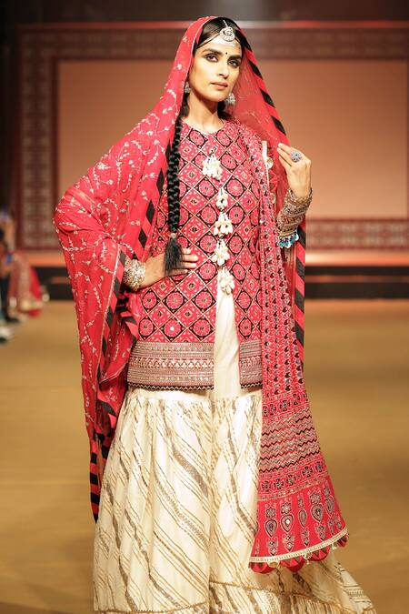 Shop Nitya Bajaj Red , Satin, Silk Sequins, Tassels, Gota Ajrakh Print Kurta Set Online at Aza Fashions Shop_Nitya Bajaj_Red , Satin, Silk Sequins, Tassels, Gota Ajrakh Print Kurta Set_Online_at_Aza_Fashions