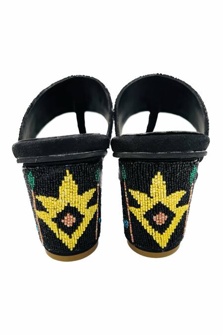 Buy Preet Kaur Black Embroidery Baag Kolhapuri Heels Online at Aza Fashions Buy_Preet Kaur_Black Embroidery Baag Kolhapuri Heels _Online_at_Aza_Fashions