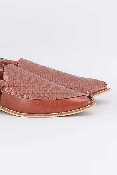 Rng Safawala Brown Basket Weave Slip-on Mules Online at Aza Fashions Rng Safawala_Brown Basket Weave Slip-on Mules _Online_at_Aza_Fashions