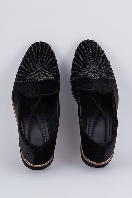 RNG Safawala Cutdana Hand Embroidered Leather Loafers 