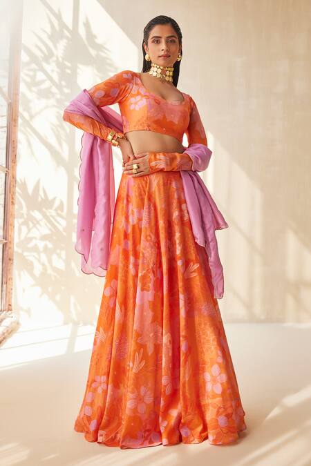Red & Orange Ombre Kimkhab Silk Embellished Lehenga Set Design by Daamann  by Mohit Falod at Pernia's Pop Up Shop 2024