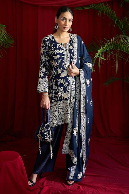 Tasuvure Indes Blue Georgette, Satin Embroidery Split V-neck Reyna Floral Kurta Pant Set 