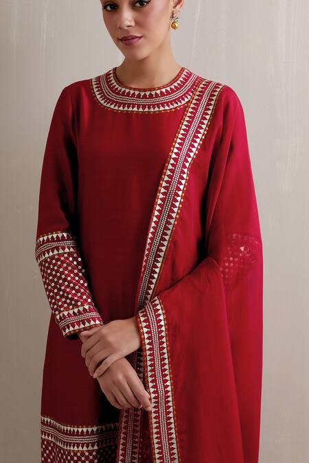 Shop Priyal Prakash Red Chanderi, Cotton, Viscose Sequins, Zari Round Neckline Embroidered Kurta Set Online at Aza Fashions Shop_Priyal Prakash_Red Chanderi, Cotton, Viscose Sequins, Zari Round Neckline Embroidered Kurta Set _Online_at_Aza_Fashions