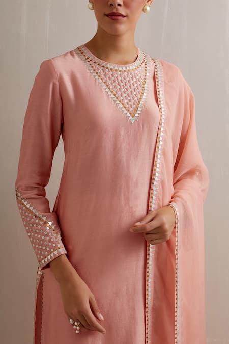 Buy Priyal Prakash Peach Chanderi, Cotton, Viscose, Organza Embroidery, Sequins, Zari Kurta Set Online at Aza Fashions Buy_Priyal Prakash_Peach Chanderi, Cotton, Viscose, Organza Embroidery, Sequins, Zari Kurta Set _Online_at_Aza_Fashions