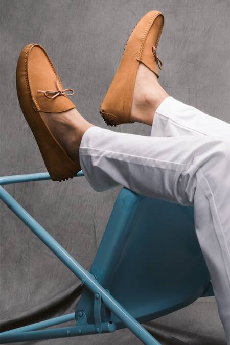 Shop Baron & Bay Brown Plain Weekend Driver Bow Detail Shoes Online at Aza Fashions Shop_Baron & Bay_Brown Plain Weekend Driver Bow Detail Shoes _Online_at_Aza_Fashions