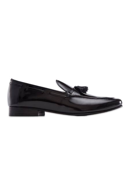 Baron & Bay_Black Plain Arzignano Tassel Ornamented Shoes  _Online_at_Aza_Fashions