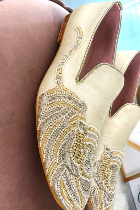 Shradha Hedau Footwear Couture Beige Embroidery Simba Bead Mocassin Online at Aza Fashions Shradha Hedau Footwear Couture_Beige Embroidery Simba Bead Mocassin _Online_at_Aza_Fashions