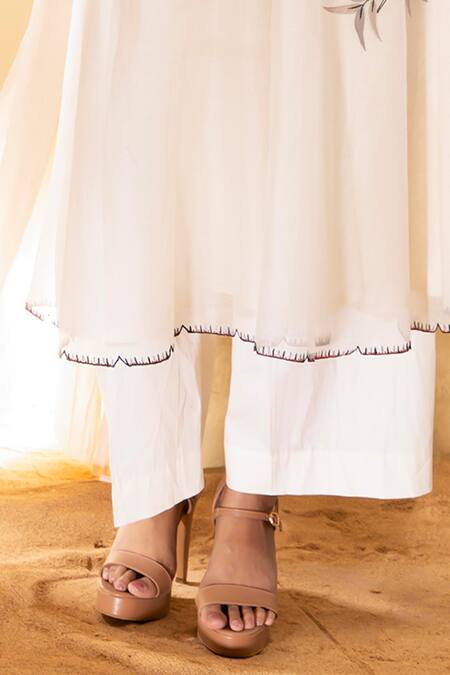 The White Tree Studio Off White Jacket- Cotton Silk Embroidered Bird Round Kurta And Pant Set Online at Aza Fashions The White Tree Studio_Off White Jacket- Cotton Silk Embroidered Bird Round Kurta And Pant Set _Online_at_Aza_Fashions