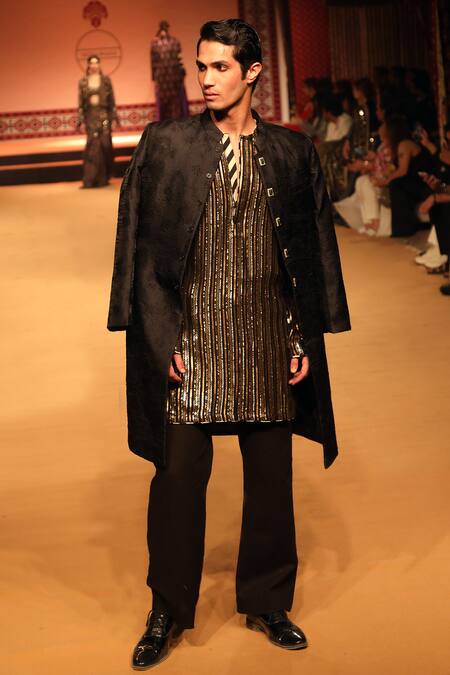 Nitya Bajaj Black Georgette Embroidery Sequin Stripe Kurta Set at Aza Fashions Nitya Bajaj_Black Georgette Embroidery Sequin Stripe Kurta Set _at_Aza_Fashions