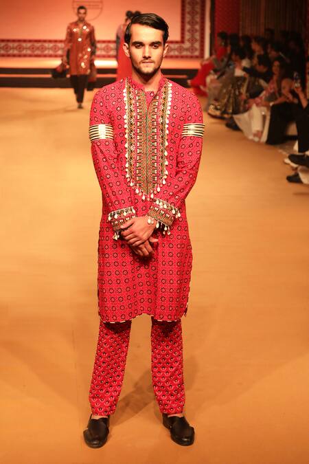 Nitya Bajaj Red Cotton Hand Block Printed Ajrakh Kurta Set Online at Aza Fashions Nitya Bajaj_Red Cotton Hand Block Printed Ajrakh Kurta Set _Online_at_Aza_Fashions