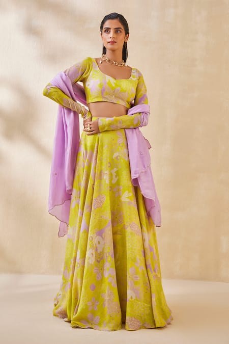 Ankita Dharman Green Blouse And Lehenga Lurex Floral Sweetheart Mellow Dream Pattern Set 