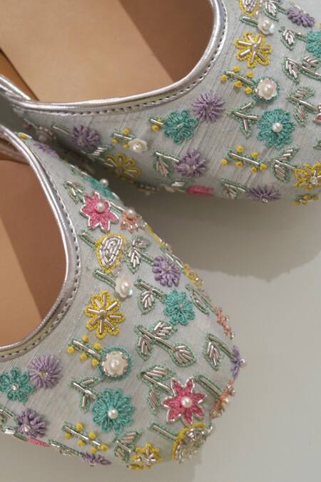 Shop Shradha Hedau Footwear Couture Green Embroidery Julia Juttis Online at Aza Fashions Shop_Shradha Hedau Footwear Couture_Green Embroidery Julia Juttis _Online_at_Aza_Fashions