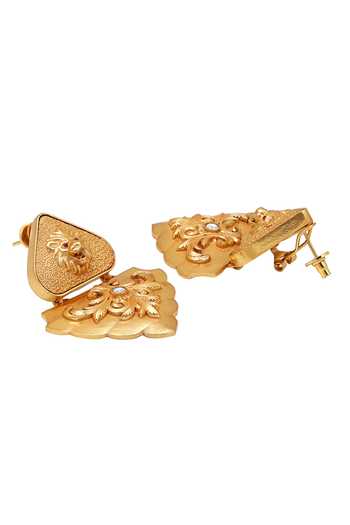 Buy HRISHA Gold Plated Stones Carved Kundan Embellished Earrings Online at Aza Fashions Buy_HRISHA_Gold Plated Stones Carved Kundan Embellished Earrings _Online_at_Aza_Fashions